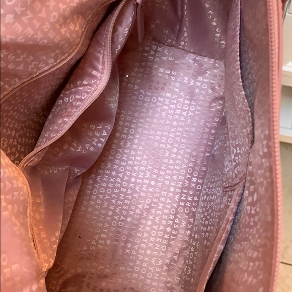 Kate Spade - Picture 2 of 3